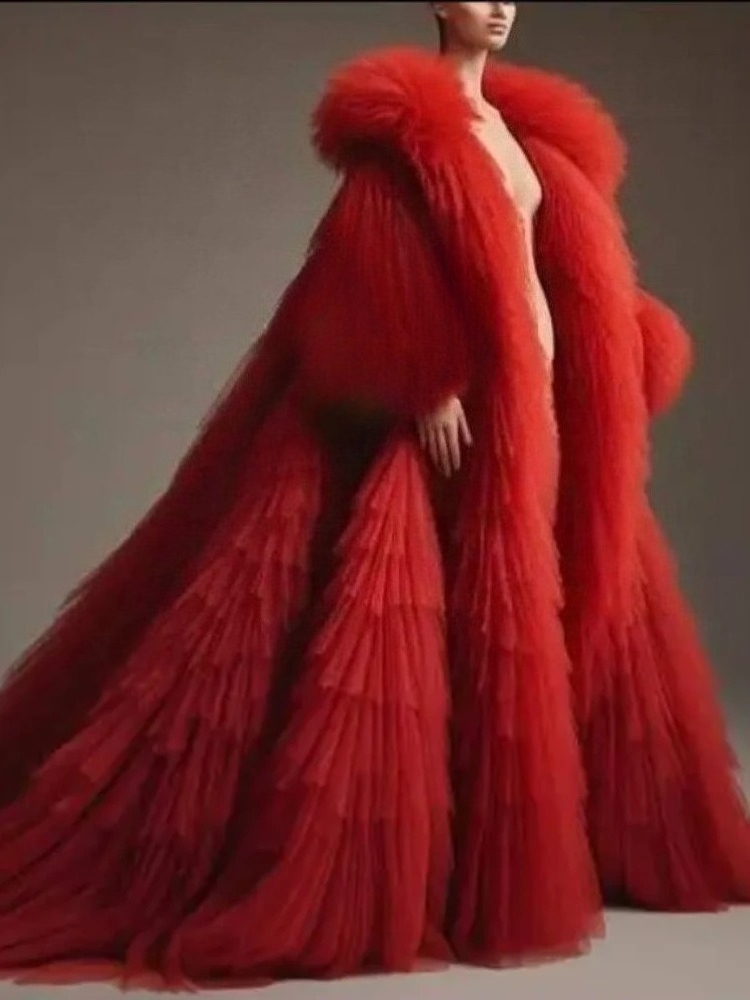 Women'S Red Formal Wear - Manteau long plissé et volanté rouge