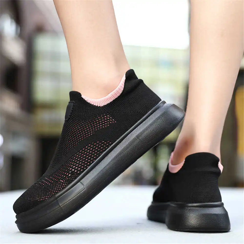Women Formal Upper Wear - Chaussures à plateforme marron pour femme,