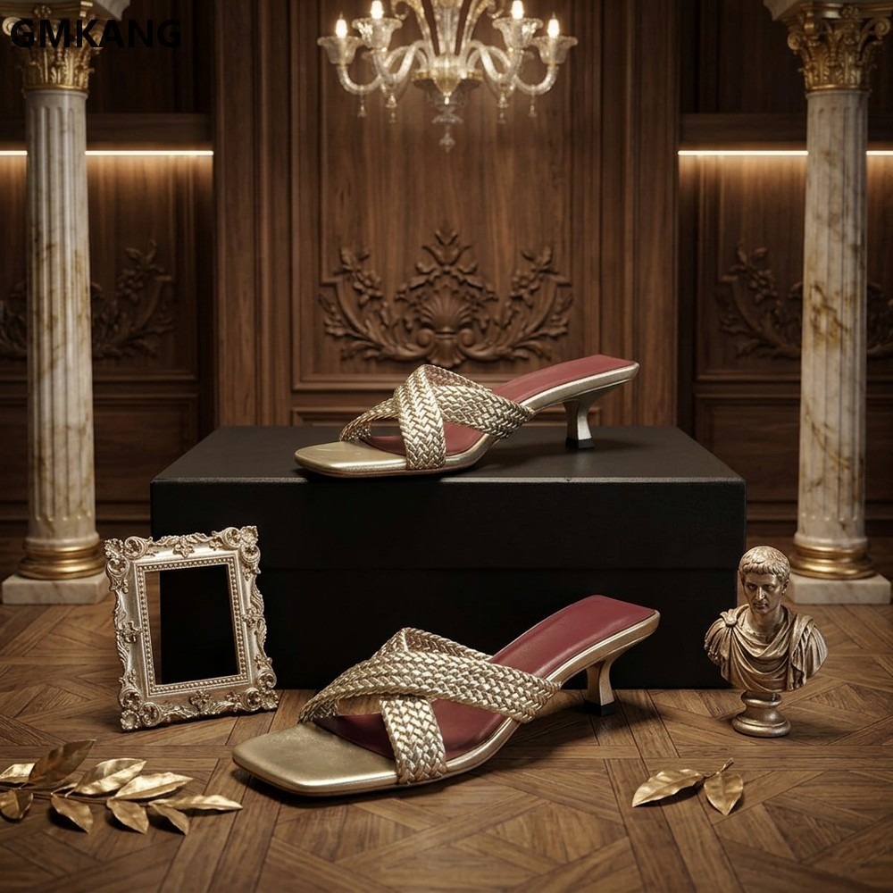 Chaussons à talon chaton à bou - Kitten Heel Women avis et prix